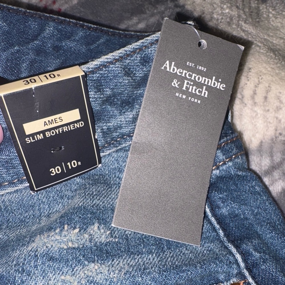 Abercrombie & Fitch Light Blue Slim Boot Cut Boyfriend Jeans 👍🏼🛍️👖
